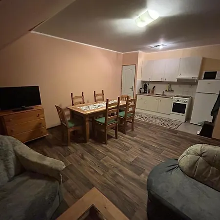 Apartmán Prazdninovy V Podkrovi *
