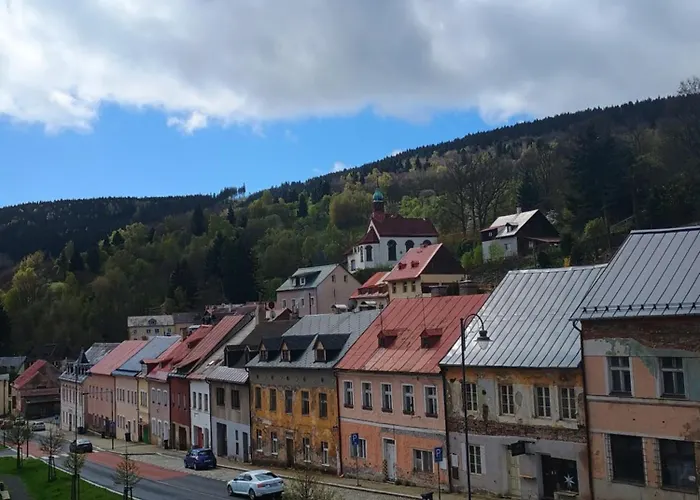 Apartament Prazdninovy V Podkrovi